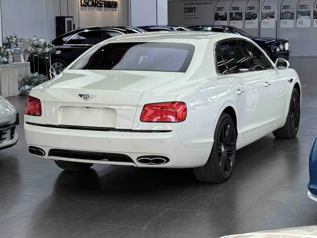 Flying Spur 4.0 T V8 Standard
