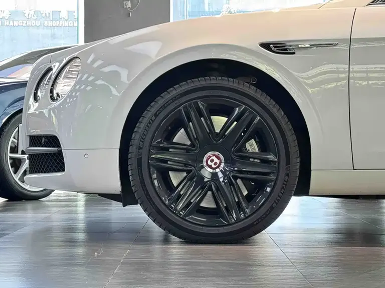Bentley Flying Spur 4.0 T V8 Standard