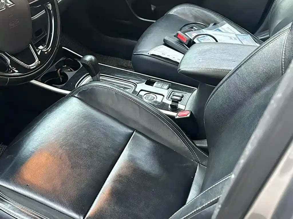 Outlander 欧蓝德 2019款 2.4 L 四驱致享版 5座 国V