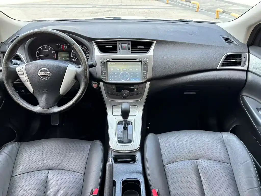 Sylphy 1.6 XV CVT Premium