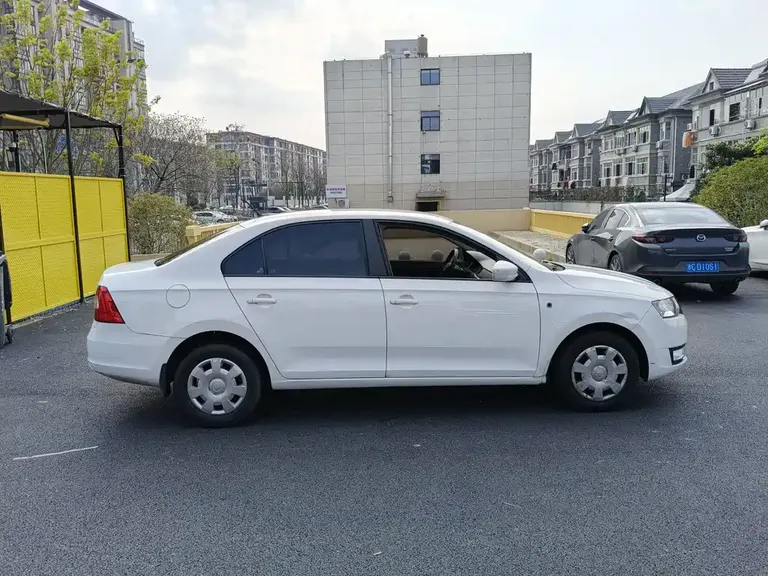 Skoda Rapid 1.6 L Manual Joy Select