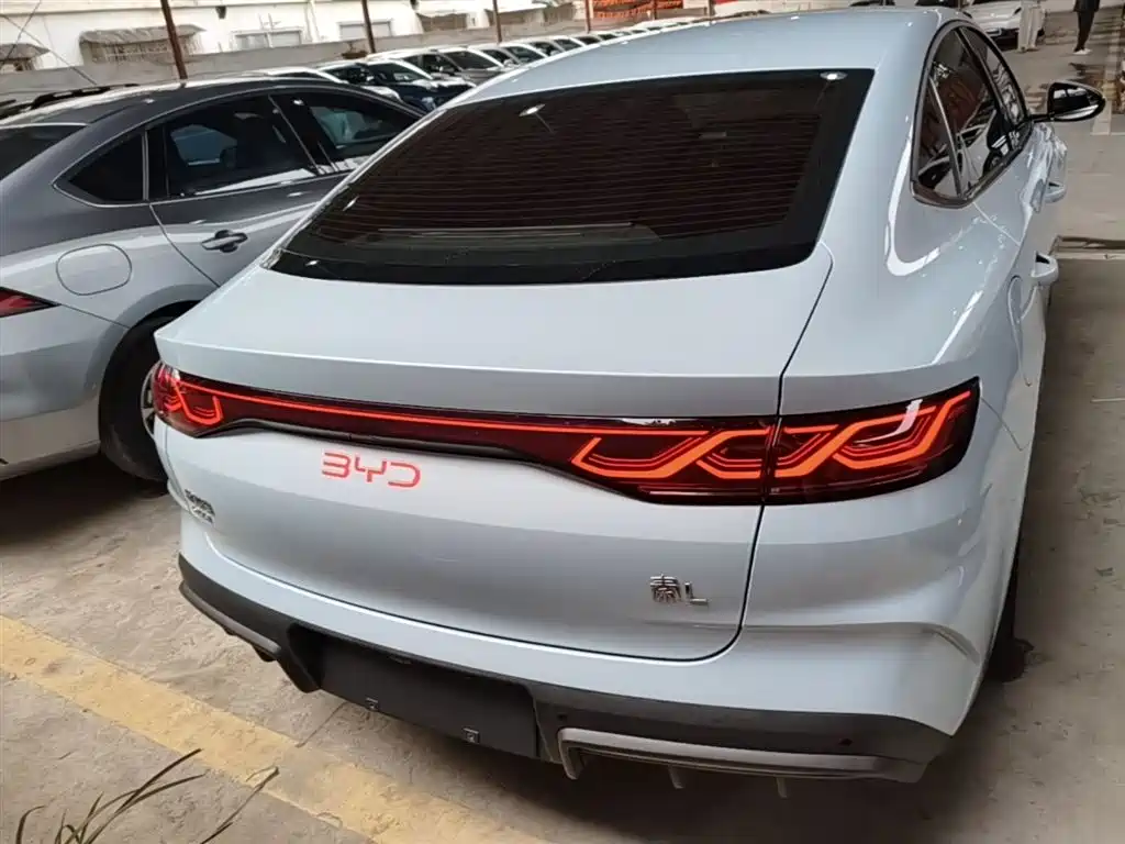 Qin L 秦L 2026款 DM-i 128 KM进取型