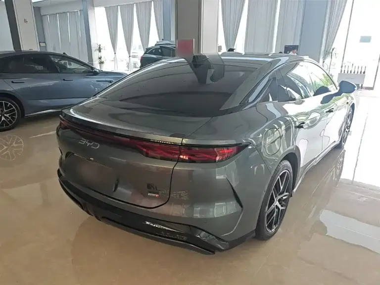BYD Han L DM-p 4 WD Lidar Flagship