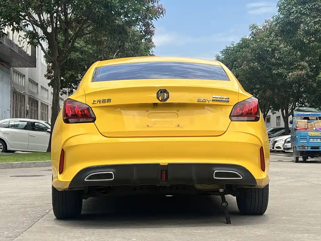 MG5 180 DVVT CVT Youth Style
