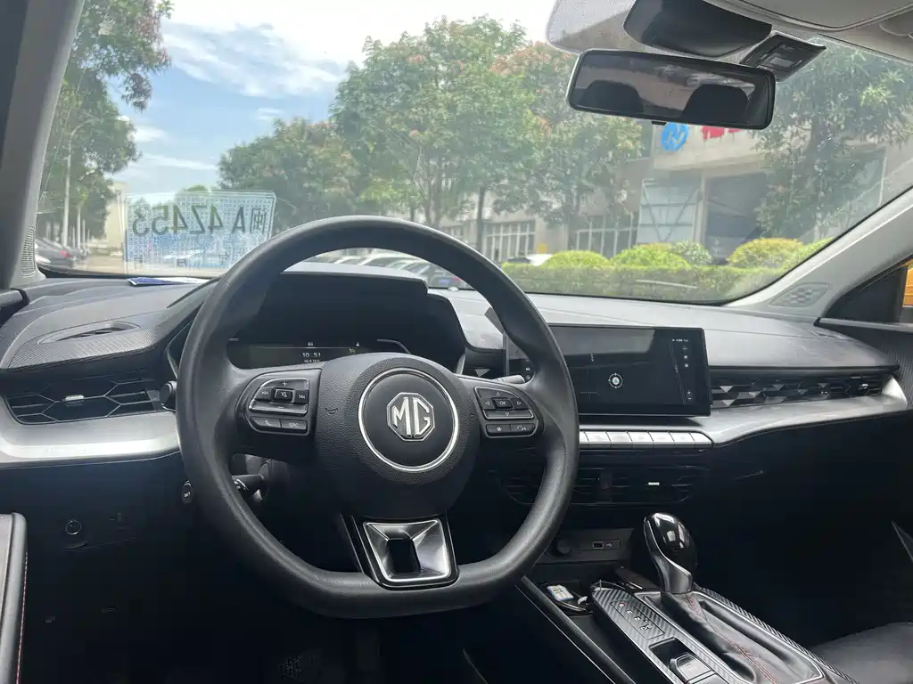 MG5 180 DVVT CVT Youth Style