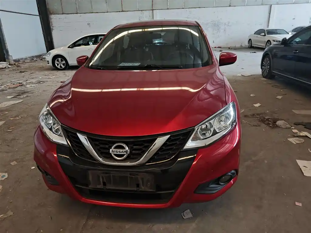 Tiida 1.6 L CVT Cool Motion