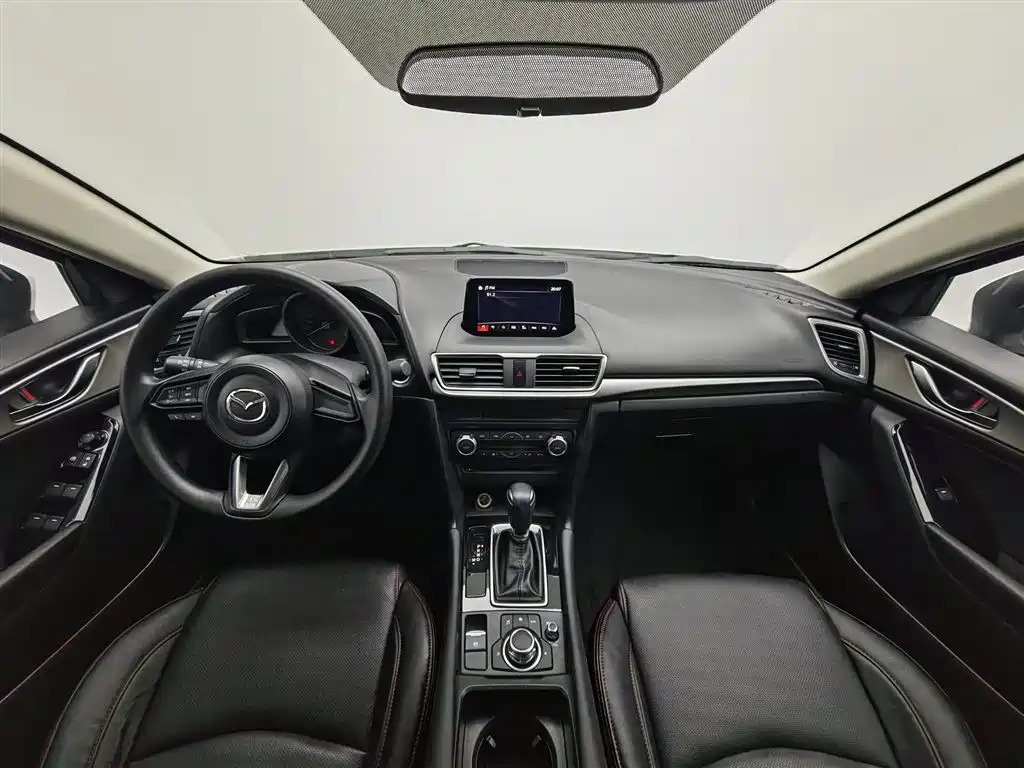 Mazda 3 Axela Sedan 1.5 L Auto Luxury CN-V