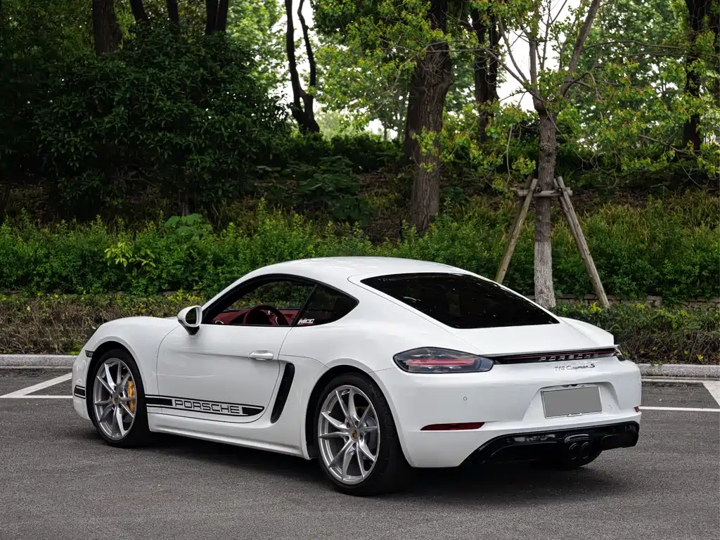 Porsche 718 Cayman 2.0 T