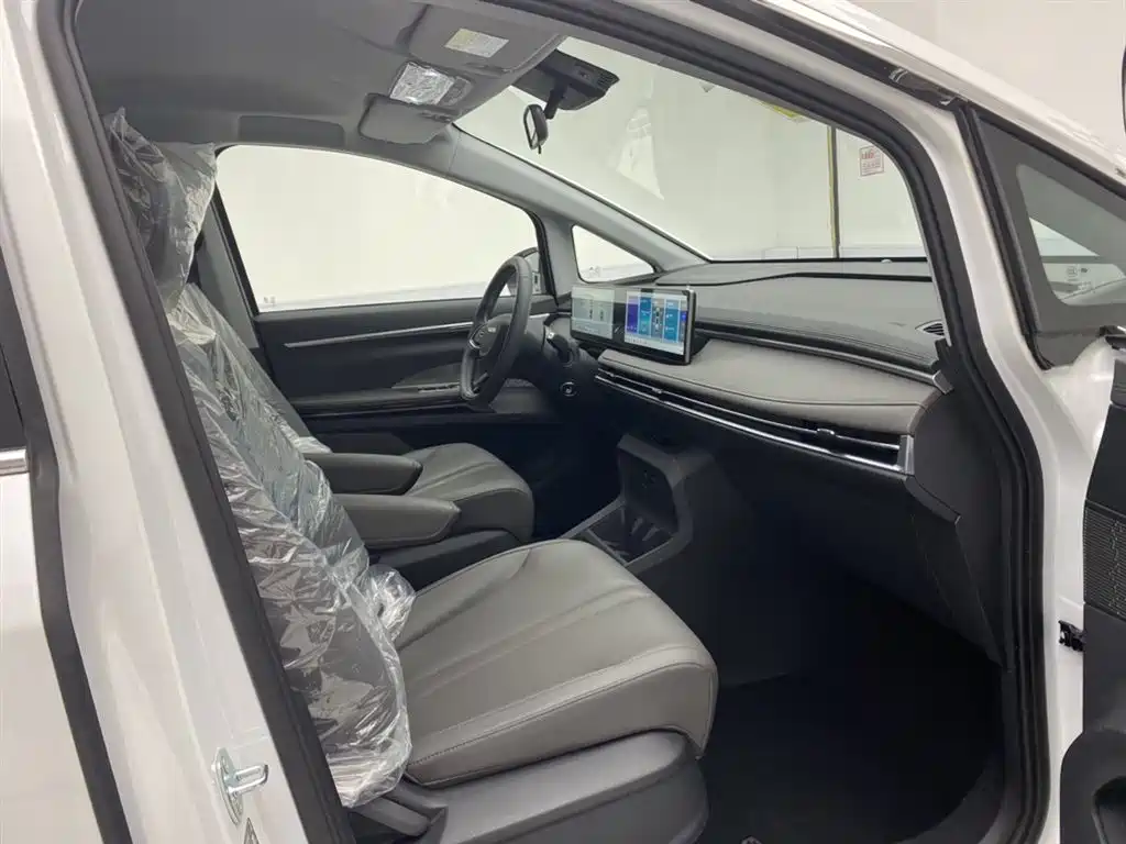 Dajia 7 Facelift Super Hybrid Long Range Joy