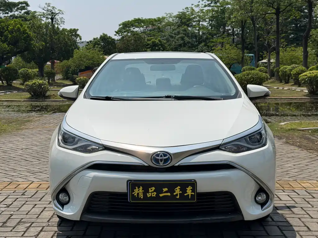Levin Facelift Dual Engine 1.8 H GS E-CVT Elite Sunroof CN-V