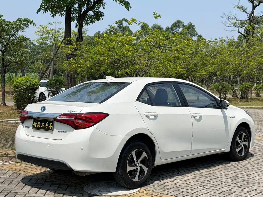 Levin Facelift Dual Engine 1.8 H GS E-CVT Elite Sunroof CN-V