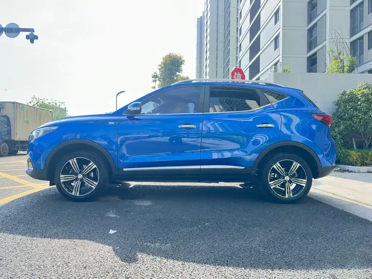 MG ZS 1.5 L Manual Premium Internet
