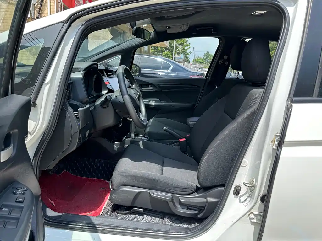 Fit 1.5 L LX CVT Comfort