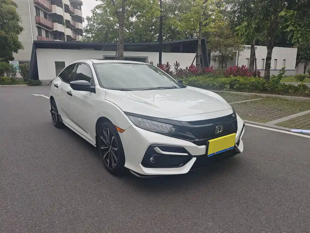 Civic HATCHBACK 220 TURBO CVT Trend Cool Control