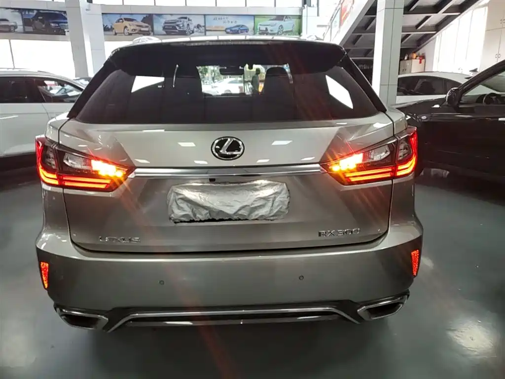 Lexus RX 300 4 WD F SPORT CN-V