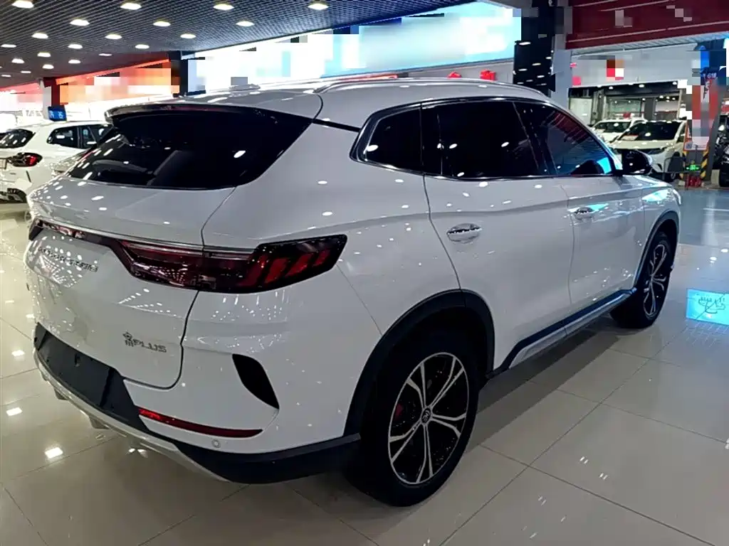 Song PLUS 1.5 T Auto Distinguished
