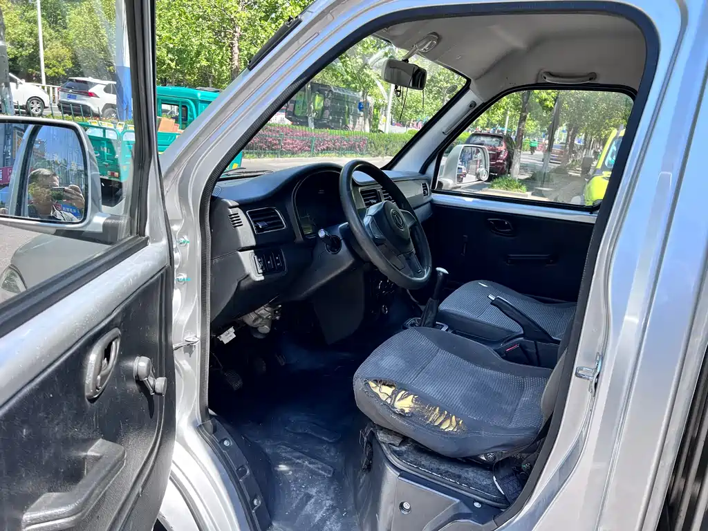 Dongfeng Xiaokang D51 东风小康D51 2019款 1.5 L改款基本型后双轮国V DK15