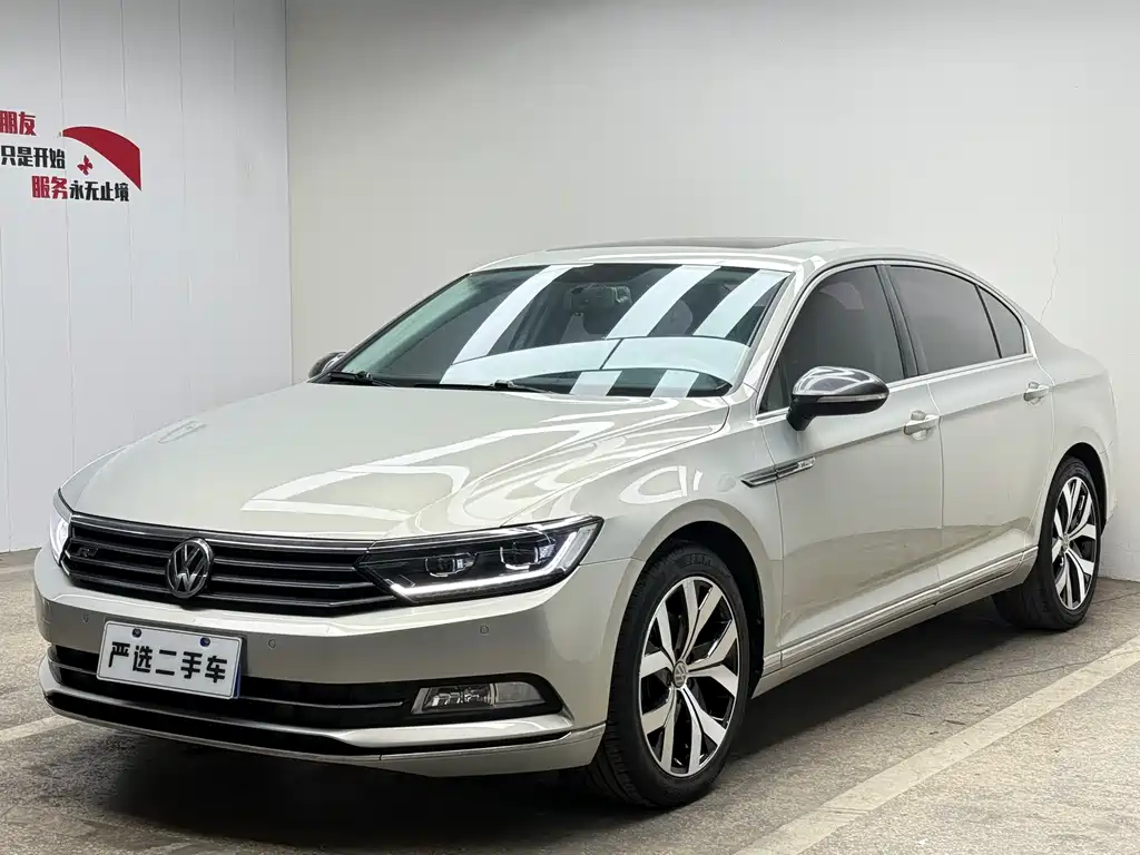 Magotan 330 TSI DSG Leading