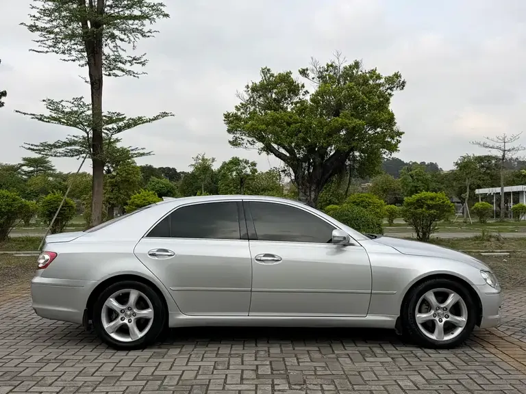 Toyota Mark X 2.5 S Special Commemorative
