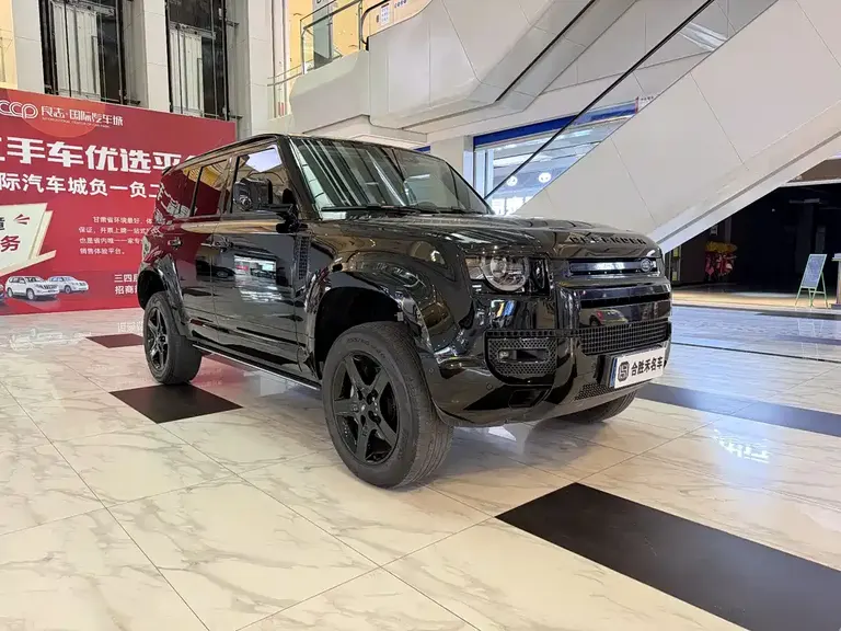 Land Rover Defender 110 P400 X-DYNAMIC HSE