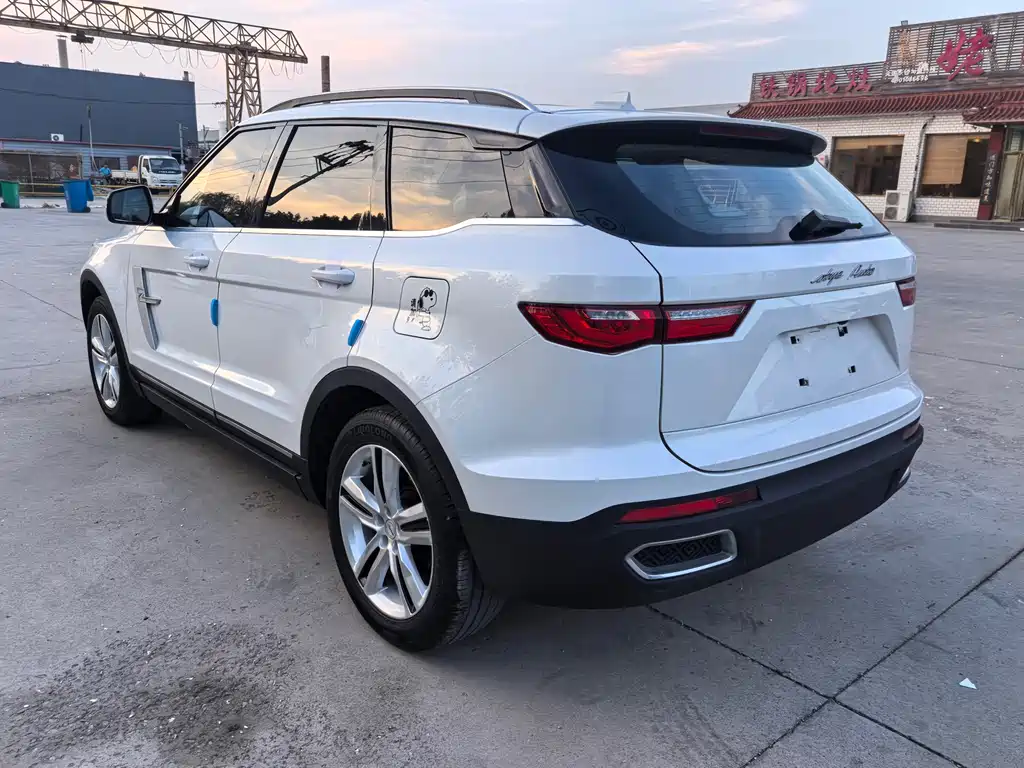 Zotye T700 1.8 T DCT Premium