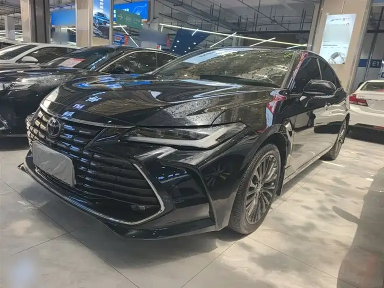 Toyota Avalon 2.0 L XLE Premium