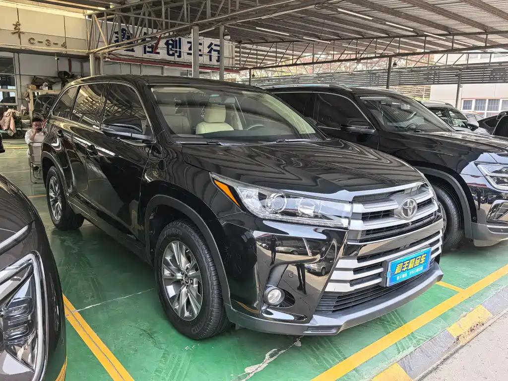 Highlander 2.0 T 4 WD Elite 7-seat CN-VI