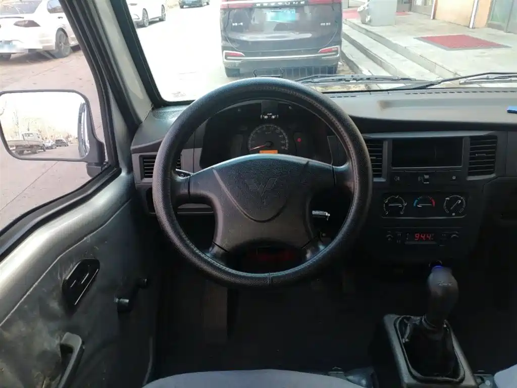 Wuling Zhiguang 1.2 L Utility CN-VI LSI