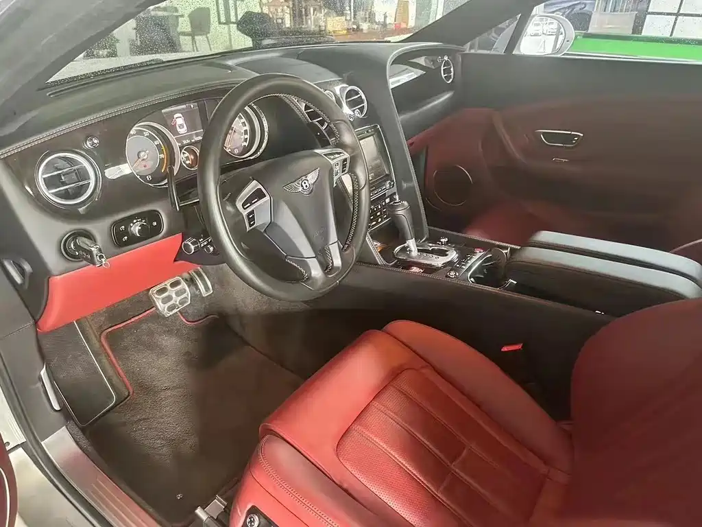 Continental GT 4.0 T GT V8 S Standard