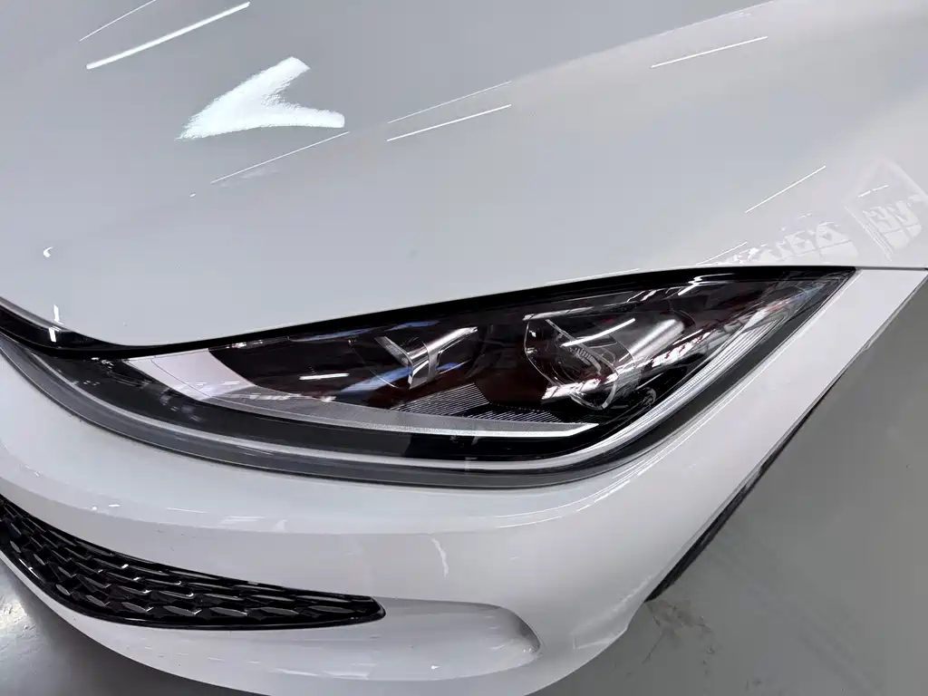 Lamando Lamando L 280 TSI DSG Spicy Cool