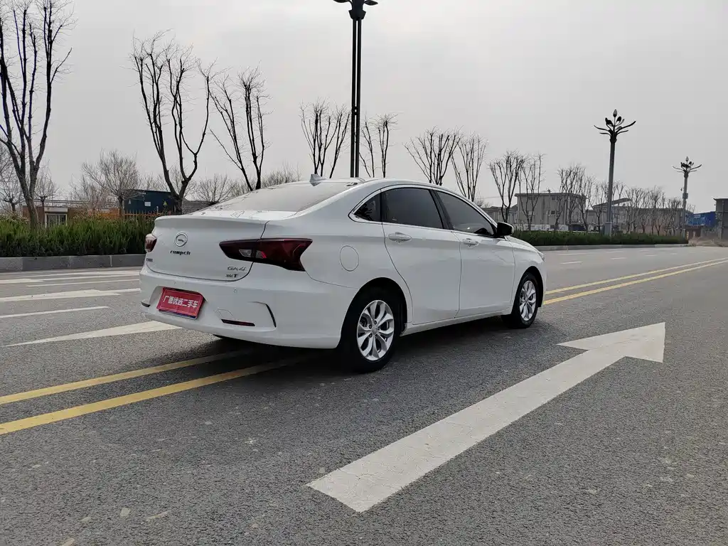 Trumpchi GA4 200 T Auto Luxury
