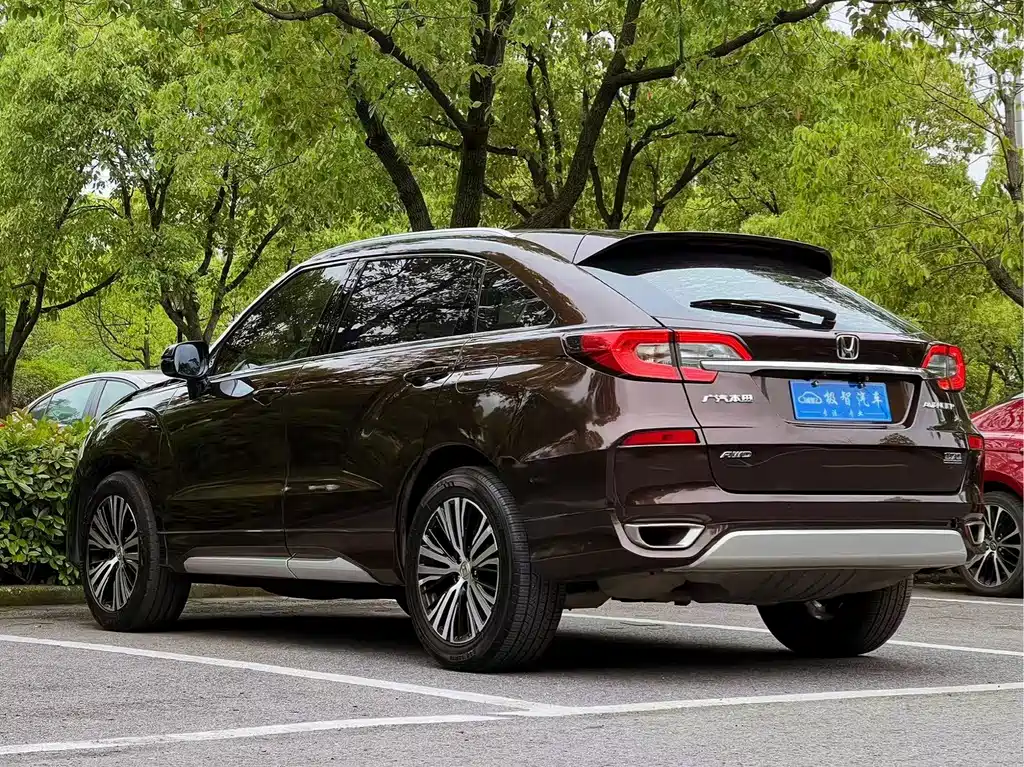 Avancier 370 TURBO 4 WD Premium