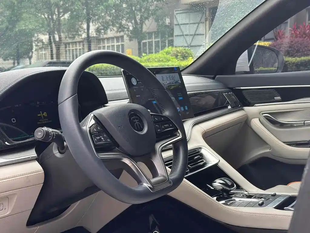Song PLUS NEV DM-i 110 KM Flagship