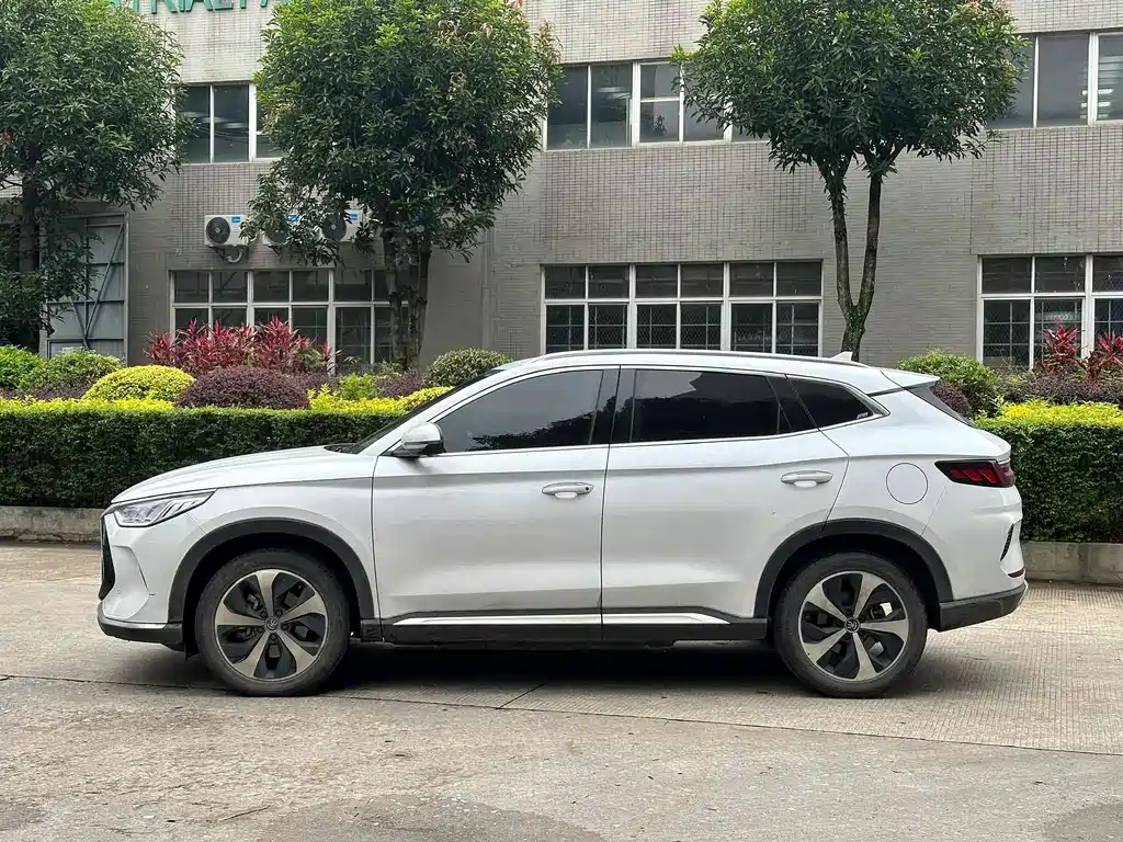 Song PLUS NEV DM-i 110 KM Flagship
