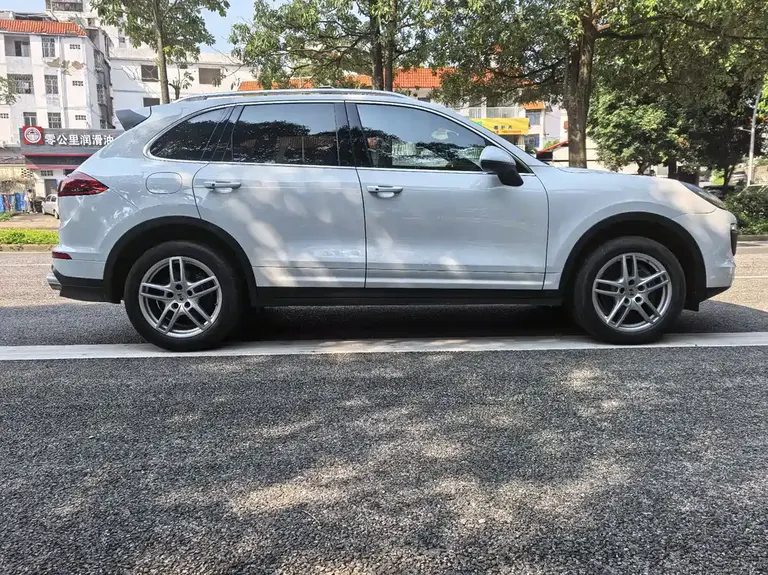 Porsche Cayenne Cayenne 3.0 T