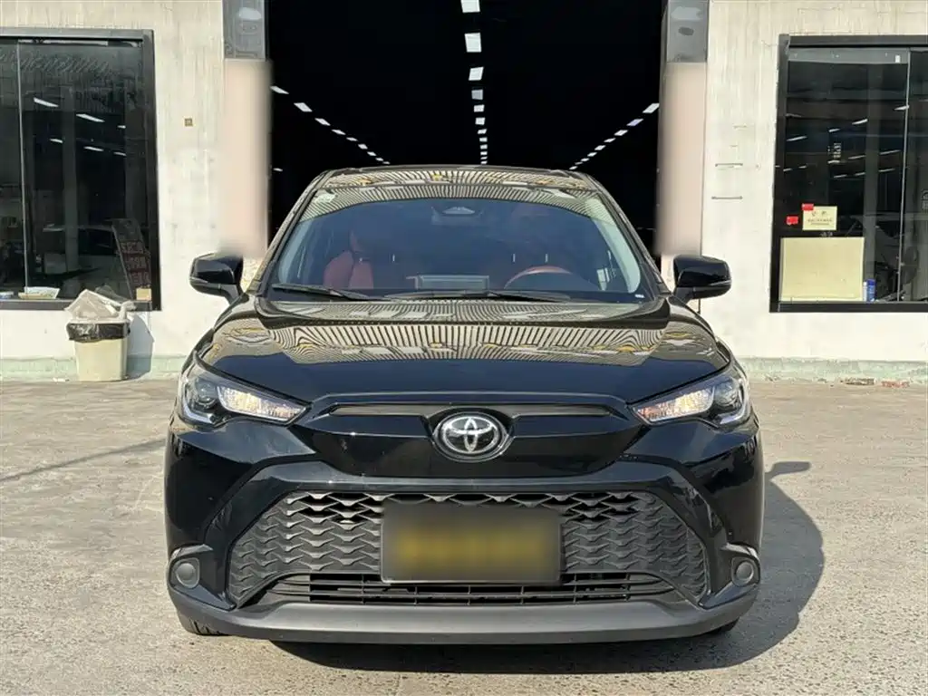 Frontlander 2.0 L CVT Leading