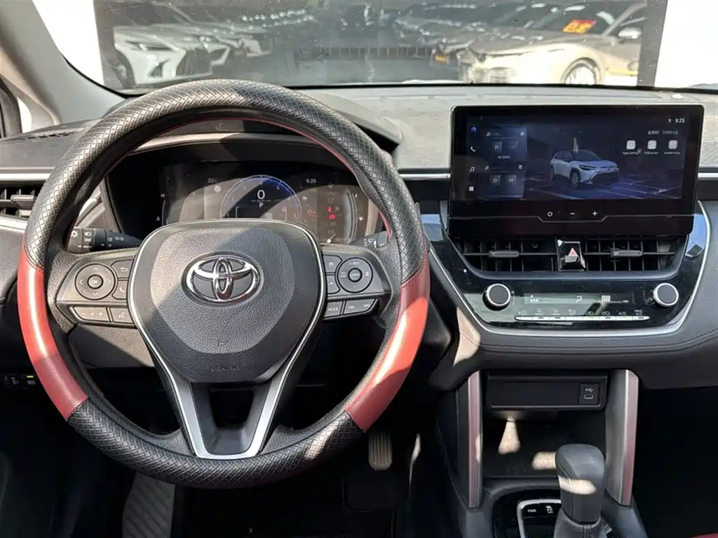 Frontlander 2.0 L CVT Leading