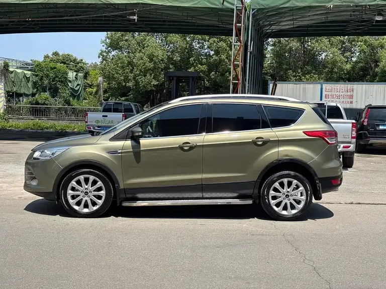 Ford Kuga 1.6 L GTDi 2 WD Style