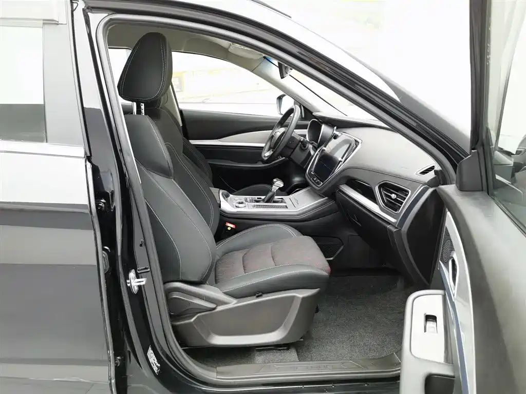 Jetour X70 1.5 T DCT Exclusive I 5-seat