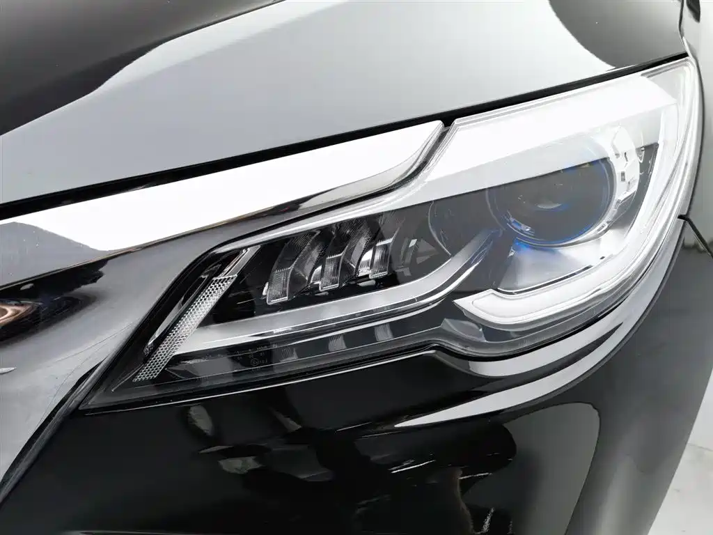Jetour X70 1.5 T DCT Exclusive I 5-seat
