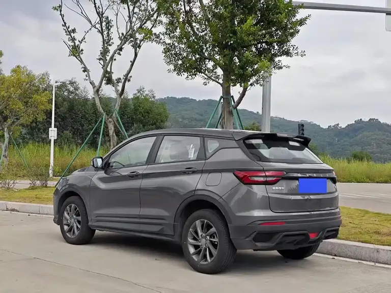 Geely Binyue 1.5 L CVT Super