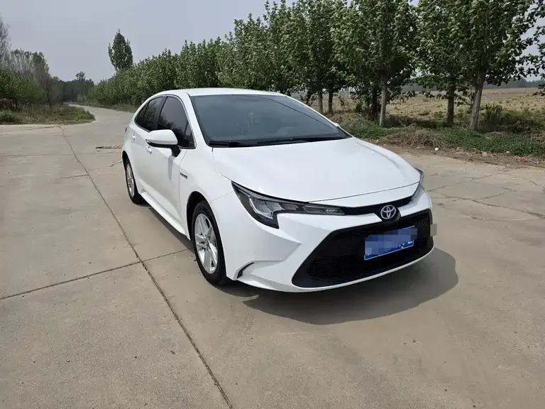 Toyota Levin Dual Engine 1.8 H E-CVT Progressive