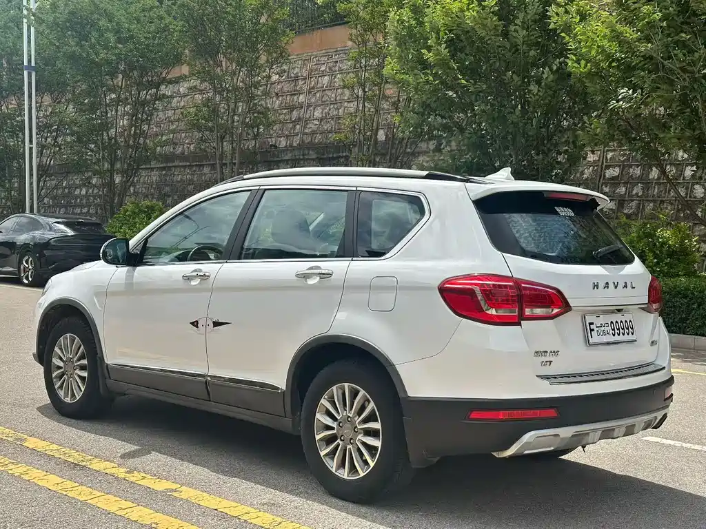 Haval H6 哈弗H6 2017款 红标 运动版 1.5 T 自动两驱尊享型