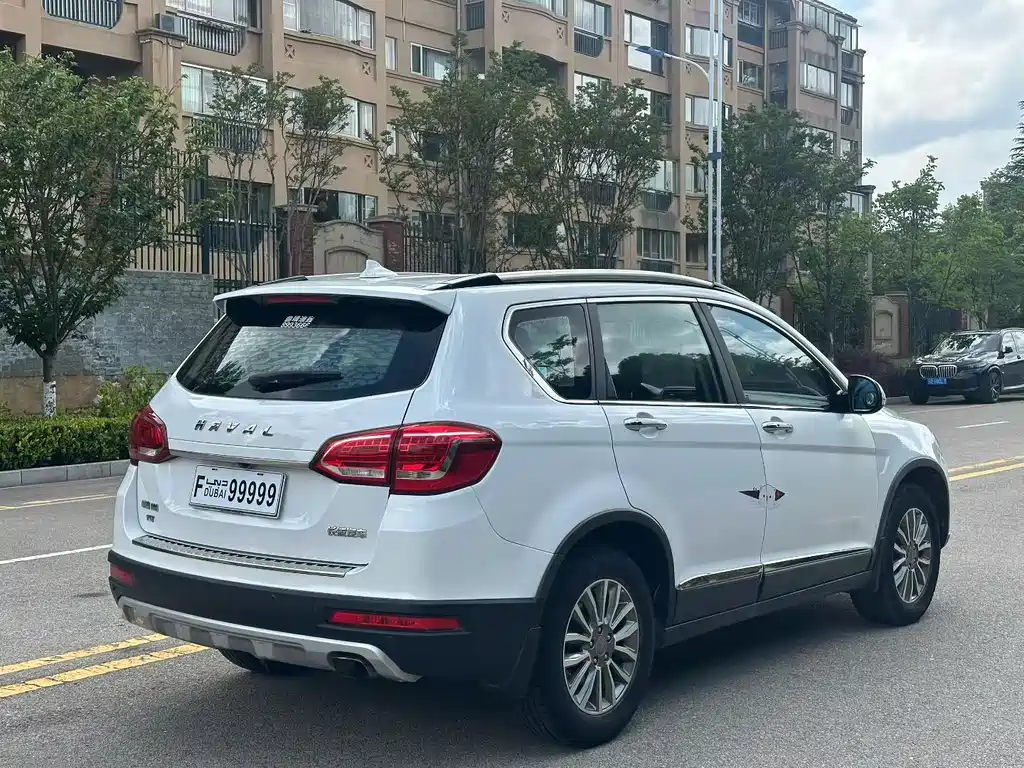 Haval H6 哈弗H6 2017款 红标 运动版 1.5 T 自动两驱尊享型