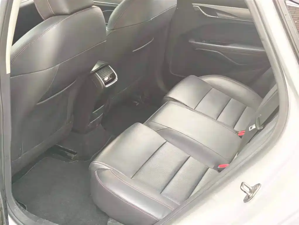 Binrui 1.4 T CVT Luxury