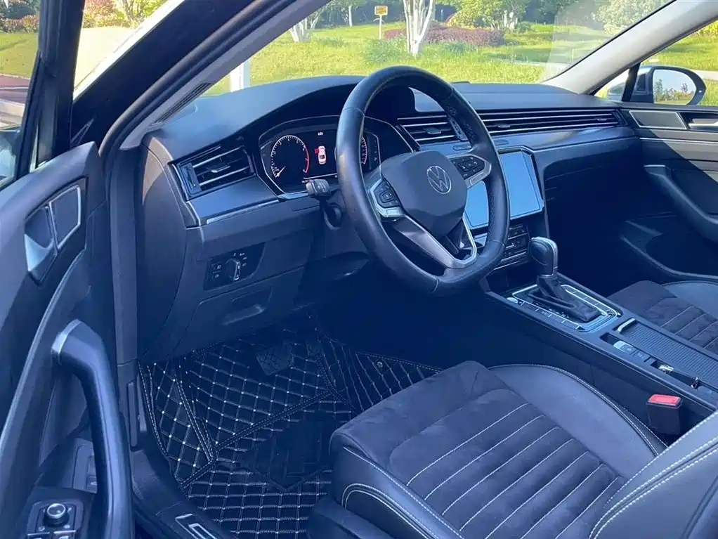 Magotan 380 TSI DSG Luxury