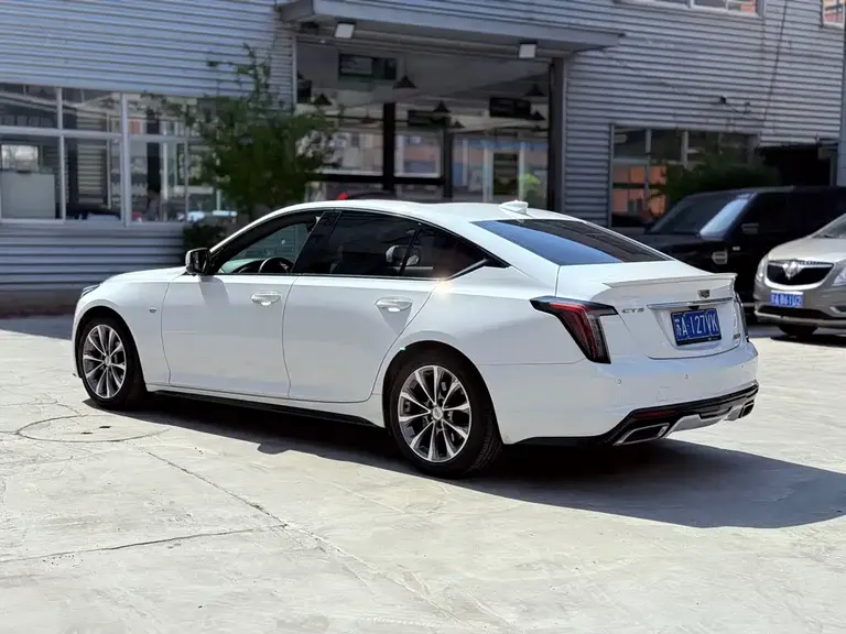Cadillac CT5 Facelift 28 T Leading Sport