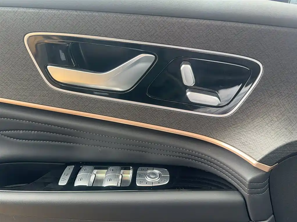 Tiggo 9 瑞虎9 2023款 2.0 T 自动四驱至臻版 7座