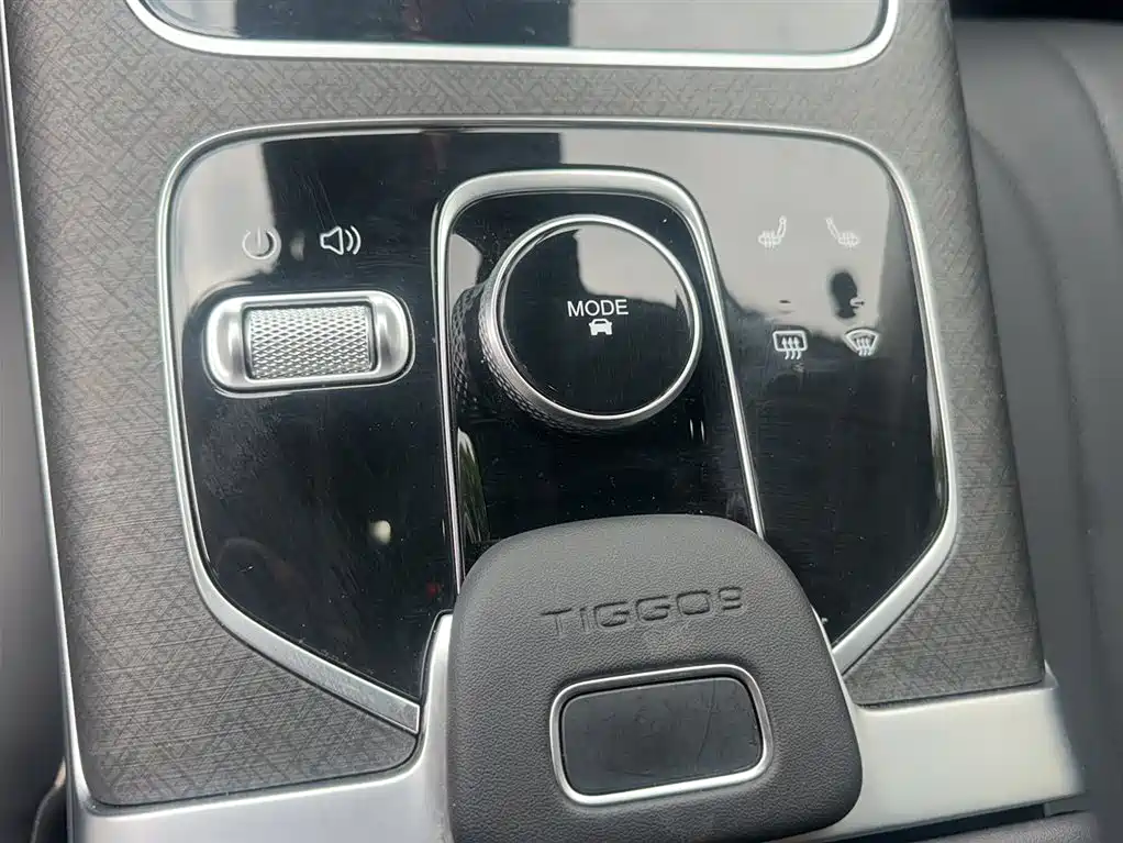 Tiggo 9 瑞虎9 2023款 2.0 T 自动四驱至臻版 7座