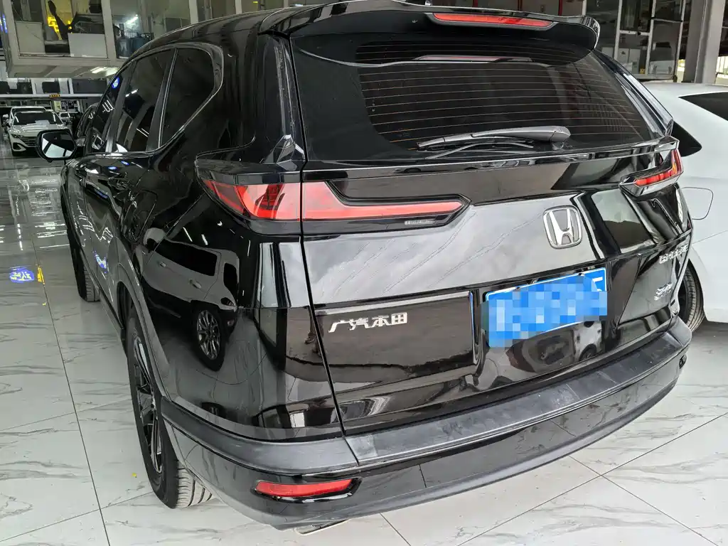 Breeze 240 TURBO CVT 2 WD Elite
